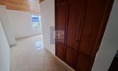 COD. 2487 - SE ARRIENDA APARTAESTUDIO - BARRIO: ALARCON