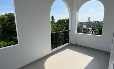 Villa Mewah 3 lantai di Dekat GWK, Kuta Selatan Badung bali