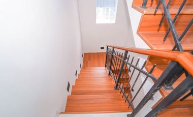 Rumah Strategis 16 Menit ke Cilandak Town Square Bebas Banjir J-40038