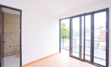 Rumah Strategis 16 Menit ke Cilandak Town Square Bebas Banjir J-40038