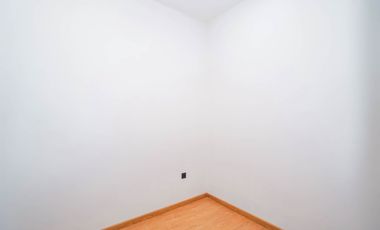 Rumah Strategis 16 Menit ke Cilandak Town Square Bebas Banjir J-40038