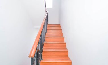 Rumah Strategis 16 Menit ke Cilandak Town Square Bebas Banjir J-40038