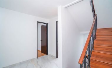 Rumah Strategis 16 Menit ke Cilandak Town Square Bebas Banjir J-40038