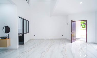 Rumah Strategis 16 Menit ke Cilandak Town Square Bebas Banjir J-40038