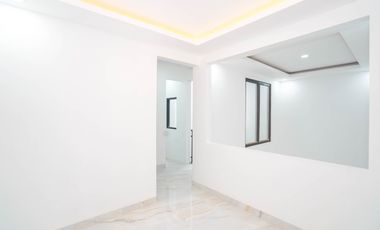 Rumah Strategis 16 Menit ke Cilandak Town Square Bebas Banjir J-40038