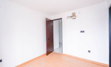 Rumah Strategis 16 Menit ke Cilandak Town Square Bebas Banjir J-40038