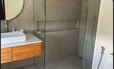 FREEHOLD VILLA WITH ROOFTOP - OCEAN VIEW