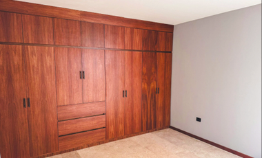 Casa de 4 recamaras en San Angel V hab en planta baja y con Rooftop