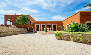 Terrenos a pie de carretera en Venta en Kinchil Park en Kinchil