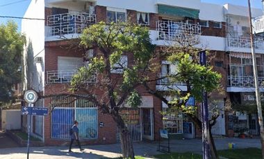 local de 81 m2 con dos baños