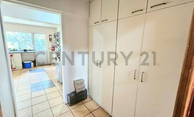Venta amplia Casa 6D 5B 6E, Villa San Pedro