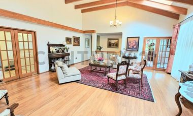 Venta amplia Casa 6D 5B 6E, Villa San Pedro