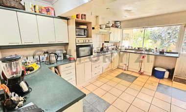 Venta amplia Casa 6D 5B 6E, Villa San Pedro