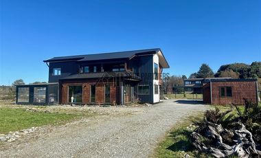 Casa en venta de 5 dorm. en Puerto Montt