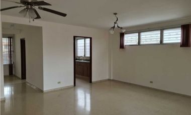 CASA EN ALQUILER EN DOS MARES 3 PISOS