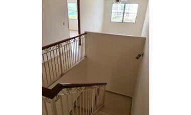 CASA EN ALQUILER EN DOS MARES 3 PISOS