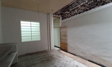 local en arriendo en bretaña. Cod A118064