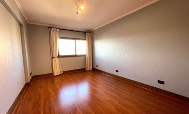 Gran departamento en sector Aragón