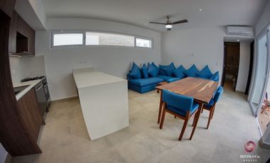 Penthouse con terraza, jacuzzi privado, vistas verdes, gimnasio, 2 albe