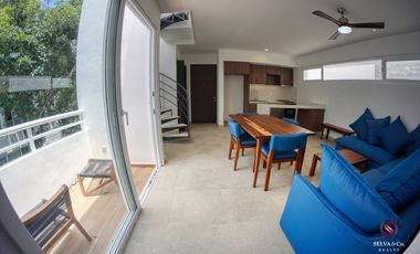 Penthouse con terraza, jacuzzi privado, vistas verdes, gimnasio, 2 albe
