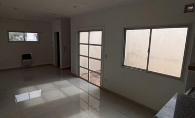DEPARTAMENTO TIPO CASA TRES AMBIENTES A ESTRENAR  PRECIO ACTUALIZADO