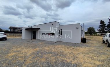 Casa en arriendo de 2 dorm. en Mostazal