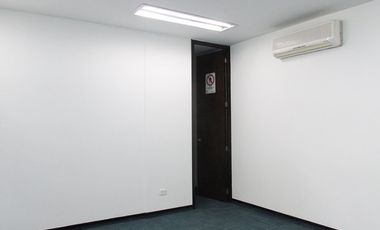 PR15038 Venta de oficina en el sector Milla de Oro