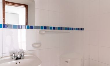 oficina en arriendo/venta en chapinero. Cod A12068