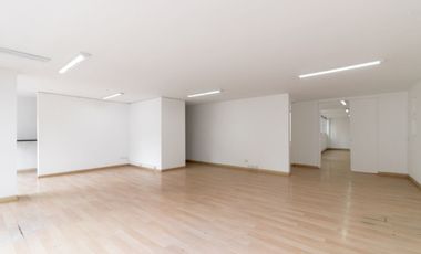oficina en arriendo/venta en chapinero. Cod A12068