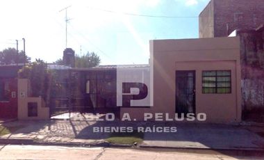 Casa Y Departamento En Parque San Martin, Merlo -  Usd 35.000 Y Cuotas