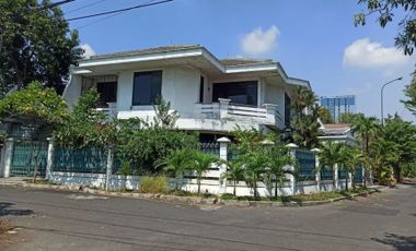 Rumah Dharmahusada Indah Utara, Strategis, Murah