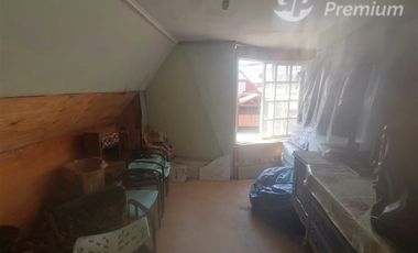Casa en venta de 6 dorm. en Renca 142 m2 construido