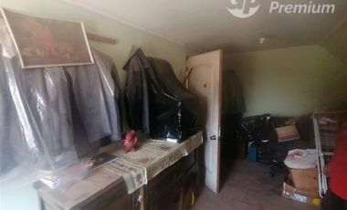 Casa en venta de 6 dorm. en Renca 142 m2 construido