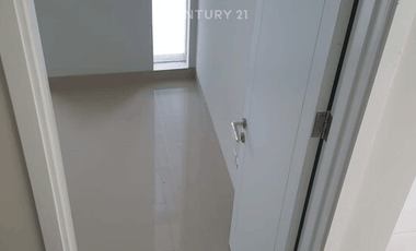 Rumah Minimalis Di Cluster Yarra JGC Fasilitas Perumahan Lengkap