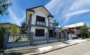 For sale Single detached hOuse in Greenwoods Exec Vill Pasig