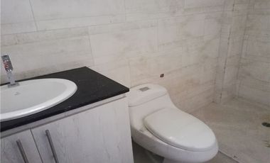 Se vende casa dentro de conjunto en Manta