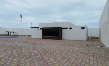 Se vende casa dentro de conjunto en Manta