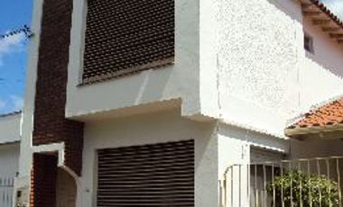 Departamento Tipo Casa en venta en Lanus Este
