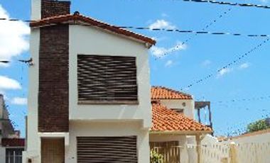 Departamento Tipo Casa en venta en Lanus Este