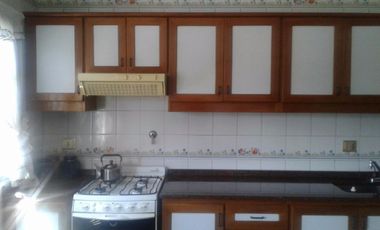 Triplex de 5 ambientes en Wilde