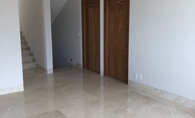 Casa en Renta Nueva en El Campanario Lista para Estrenar, Querétaro