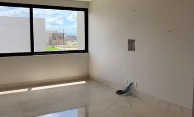 Casa en Renta Nueva en El Campanario Lista para Estrenar, Querétaro