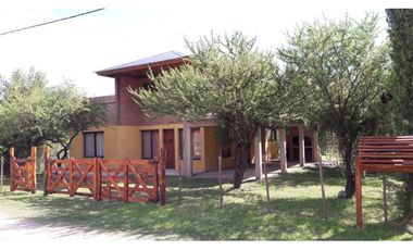 CASA ESTILO CAMPESTRE EN CARPINTERIA - SAN LUIS