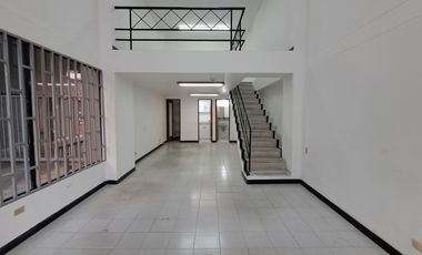 local en arriendo en lorena. Cod A514219