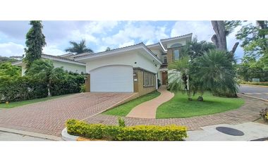 Vendo Hermosa Casa  en Tucan Country Club