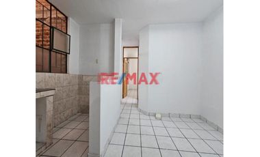🏡 ¡Bajo De Precio ! Venta De Casa De 2 Pisos En Urb. Ignacio Merino Ii Etapa A Unos Pasos De Utp🏠✨