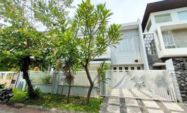 Rumah disewakan di RW 11, Mulyorejo, Mulyorejo, Surabaya, Jawa Timur