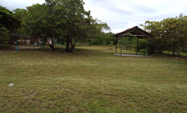 Se Vende Terreno de 1000m2 en Gorgona