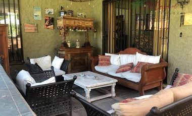 Casa en venta de 7 dorm. en Calera de Tango