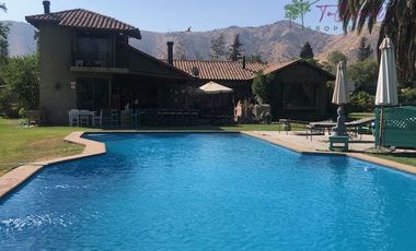 Casa en venta de 7 dorm. en Calera de Tango